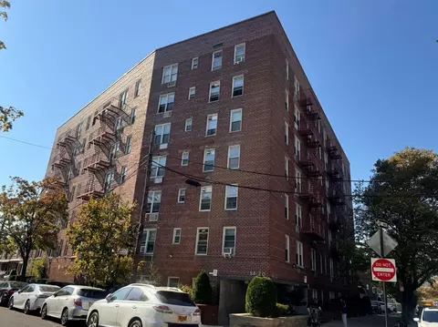 84-20 51 Ave #6L, New York, NY 11373