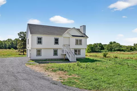 226 Old Mountain Rd, Mount Hope, NY 10963