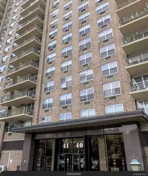 4140 Union St #18J, New York, NY 11355