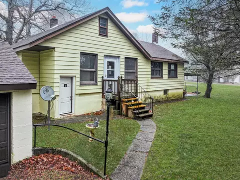 314 Spadola Ln, Shawangunk, NY 12566