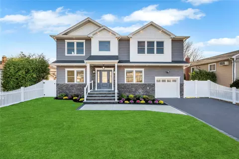 7 Abby Rd, Merrick, NY 11566