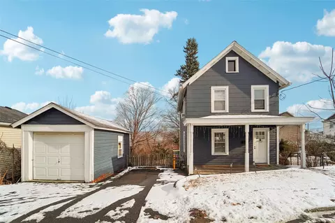 32 West St, Highlands, NY 10928