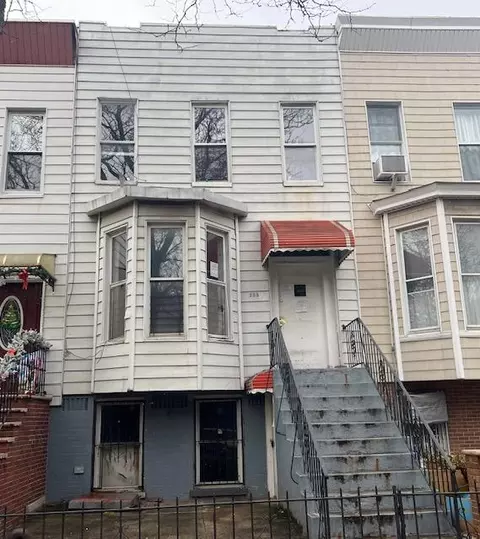 255 50th St, Brooklyn, NY 11220
