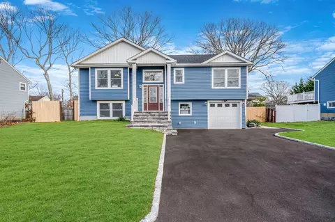 37 Ruland Rd, Selden, NY 11784