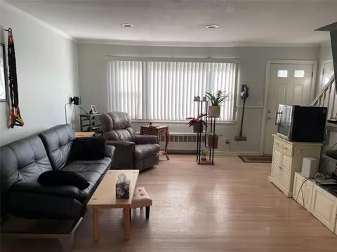 55 Chaffee Ave, North Hempstead, NY 11501