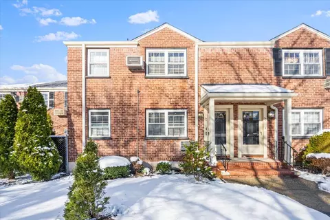 69-17 213 #A, Oakland Gardens, NY 11364