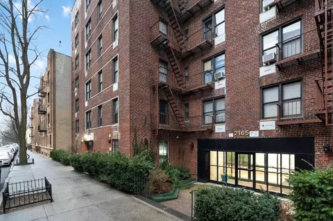 2165 Matthews Ave #6B, New York, NY 10462