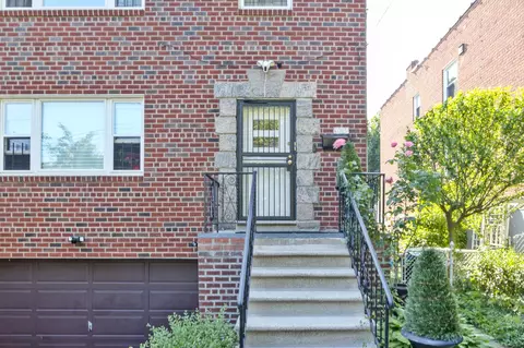 6015 Fieldston Rd, New York, NY 10471