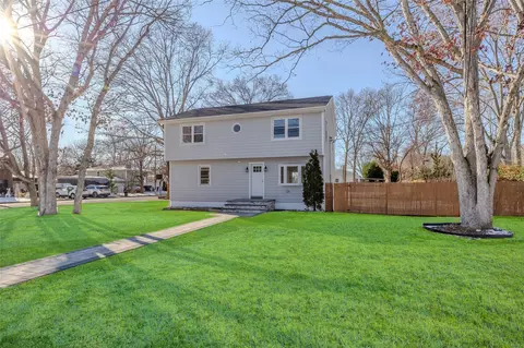 1908 Julia Goldbach Ave, Ronkonkoma, NY 11779