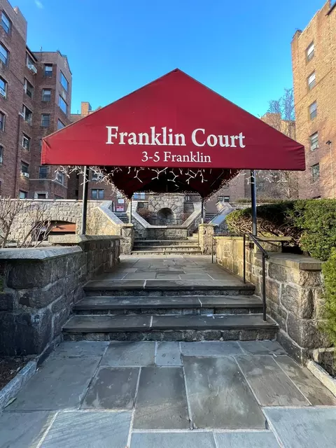 3 Franklin Ave #2N, White Plains, NY 10601