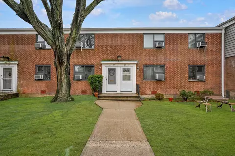 67-39 Bell Blvd #LOWER, New York, NY 11364