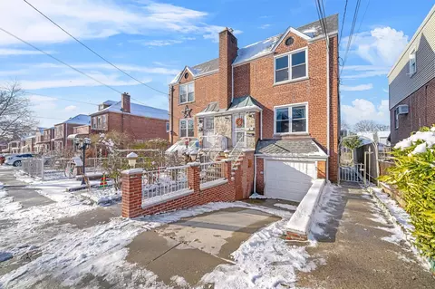 2555 Morgan Ave, New York, NY 10469