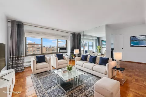 21-41 34th Ave #15D, Astoria, NY 11106