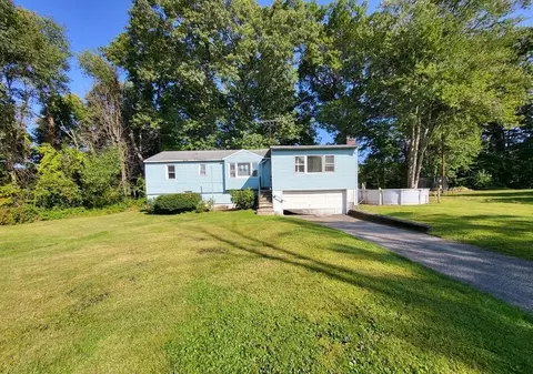 8 Crescent, Carmel, NY 10541