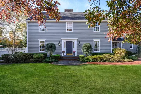 5 Towl Gate Ln, Syosset, NY 11791