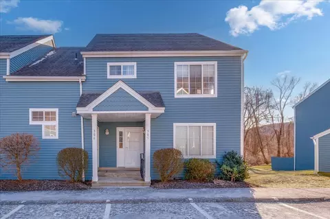 305 Bentley Ct #1, Southeast, NY 10509