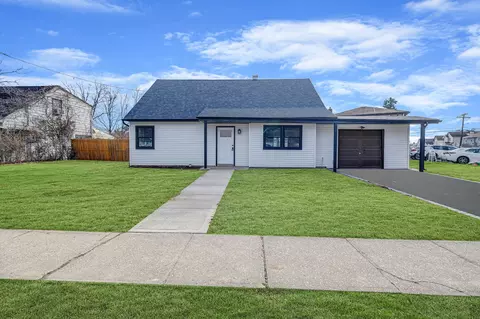 186 Denton Pl, Roosevelt, NY 11575