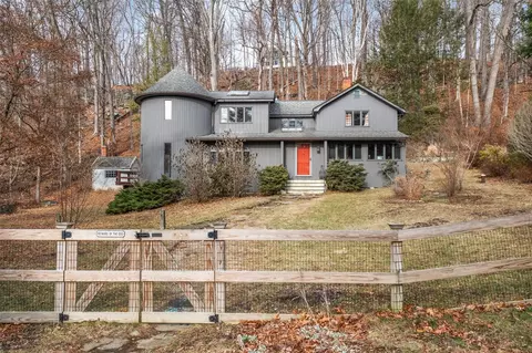 80 Cedar Rd, Katonah, NY 10536