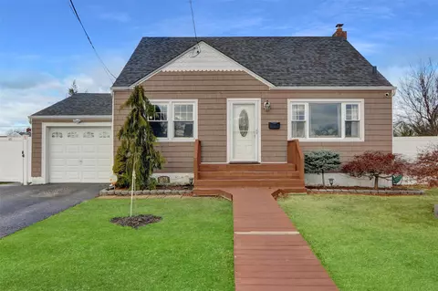1478 Herzel Blvd, West Babylon, NY 11704