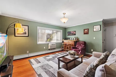 41 Richmond Blvd #1B, Ronkonkoma, NY 11779