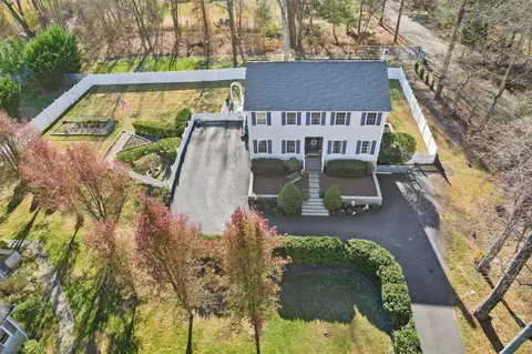 187 Oak Tree Rd, Orangetown, NY 10983