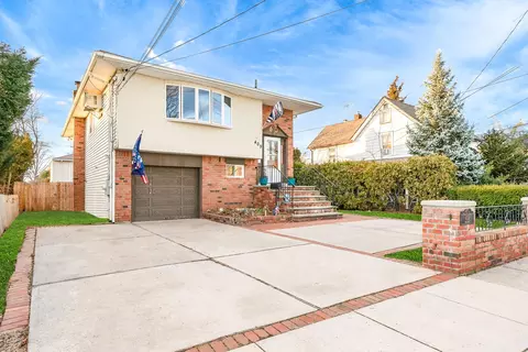 409 Broadway, Bethpage, NY 11714
