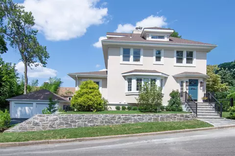 29 Fairlawn Ave, Greenburgh, NY 10522