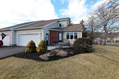 29 Deer Run Rd, Ulster, NY 12401