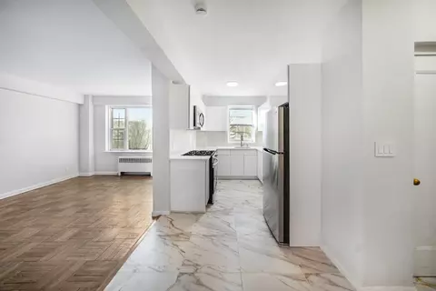 220 Pelham Rd #5A, New Rochelle, NY 10805