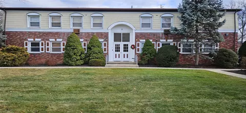 6 Normandy Vlg #1, Clarkstown, NY 10954