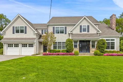 7 Wakefield Rd, Scarsdale, NY 10583