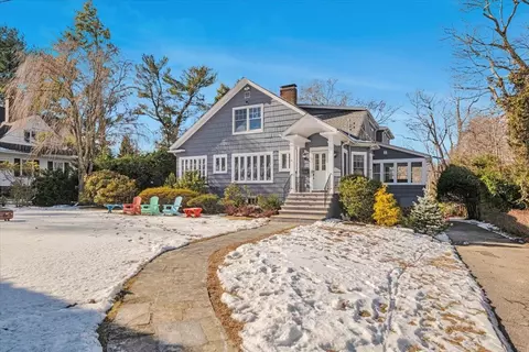 41 Montrose Rd, Scarsdale, NY 10583