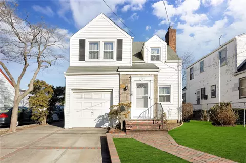 78 Duncan Rd, Hempstead, NY 11550