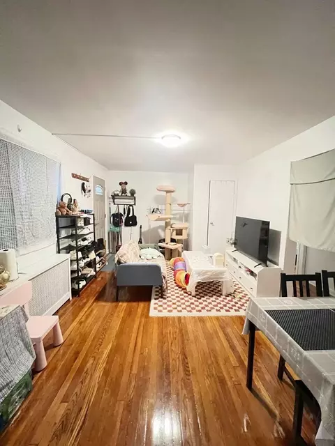 221-14 67th Ave #A, Oakland Gardens, NY 11364