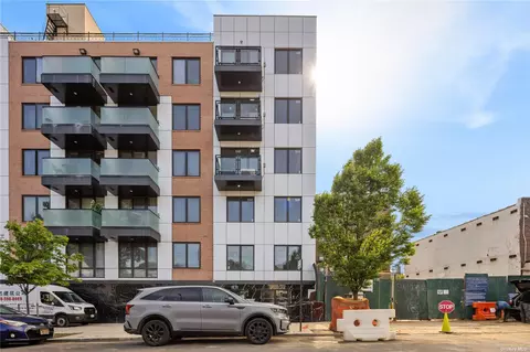 42-10 147th St #3A, New York, NY 11355