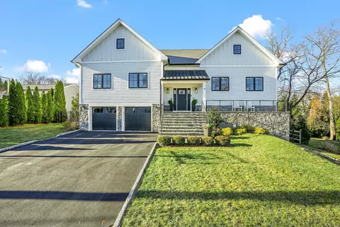 9 Beverly Dr, Rye, NY 10580
