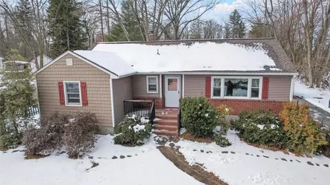 2381 Us Highway 9w, Cornwall, NY 12518