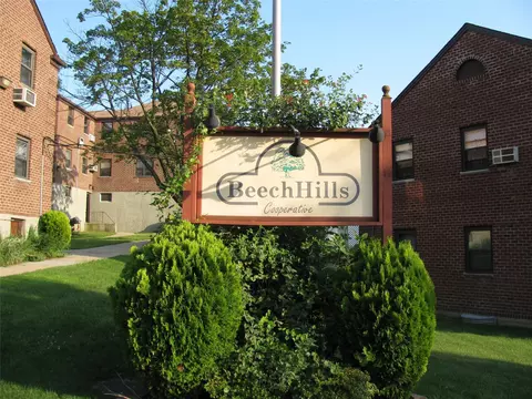 57-48 246 Cres #LOWER, Douglaston, NY 11362