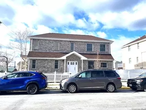 149 Revere Ave, New York, NY 10465