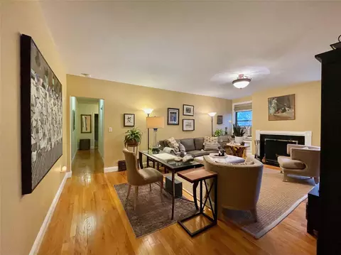 68 E Hartsdale Ave #6B, Greenburgh, NY 10530