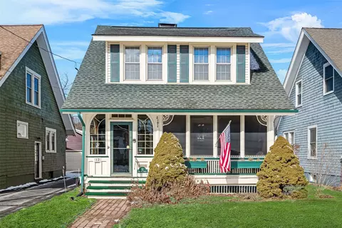 12 Kellogg Ave, Port Jervis, NY 12771