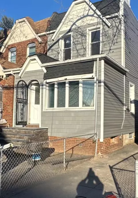 107-27 91 St, New York, NY 11417
