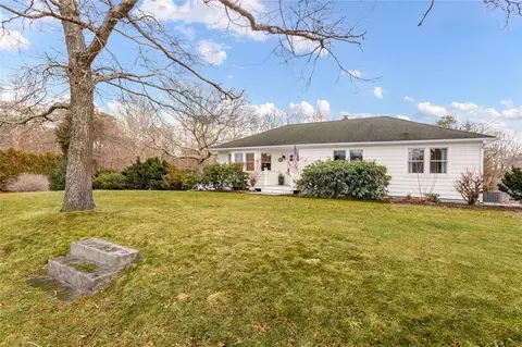81 Old Country, East Quogue, NY 11942