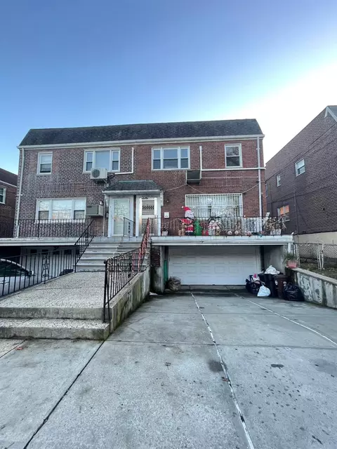 154-22 19th Ave, New York, NY 11357