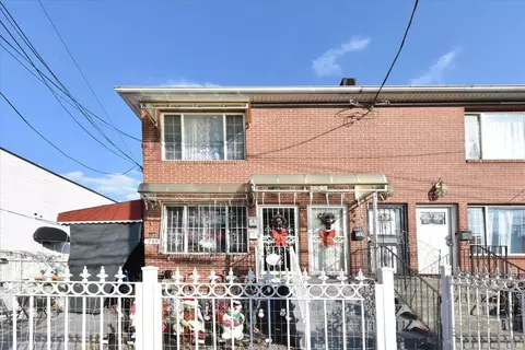 795 Linwood St, Brooklyn, NY 11208