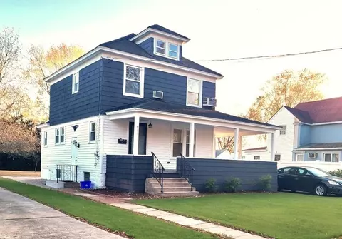 964 Pacific St, Baldwin, NY 11510