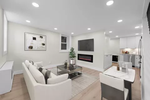57-29 Waldron St, New York, NY 11368