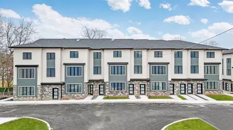 19 Lazer Ct #101, Ramapo, NY 10977