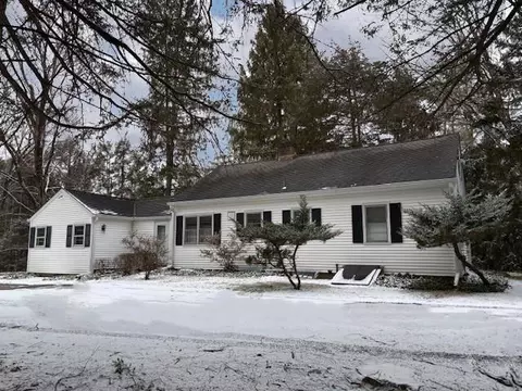 25 Hickory Ln, Bedford, NY 10506