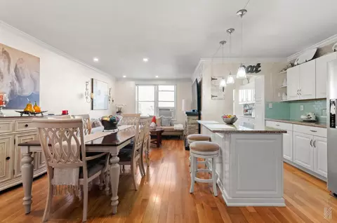 33-05 92nd St #5H, Jackson Heights, NY 11372